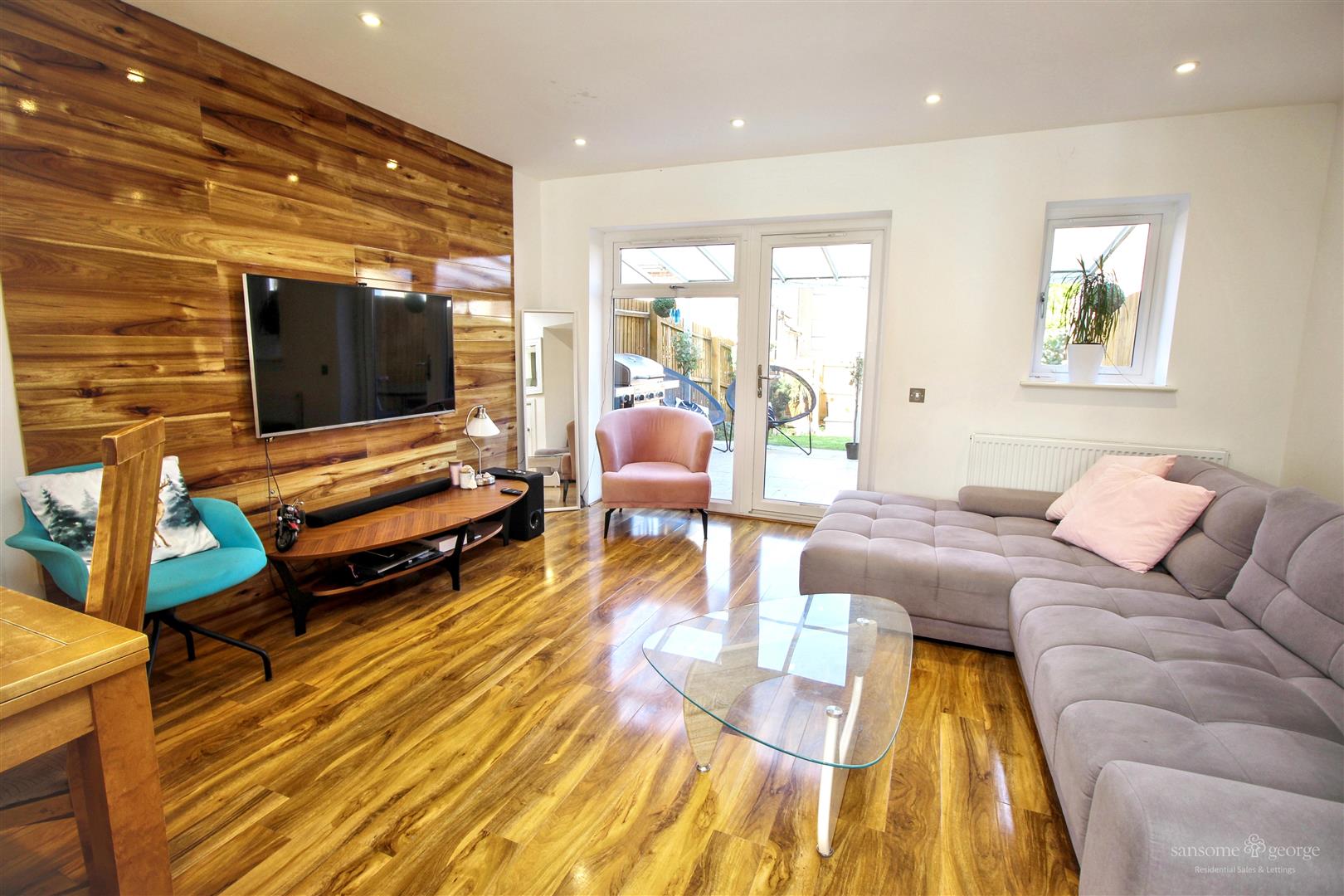 3 bed property in Leven Street, Reading